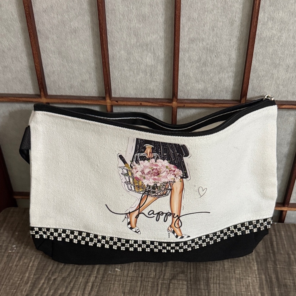 Source Unknown Canvas Black and White Cosmetic Bag. Brand New!